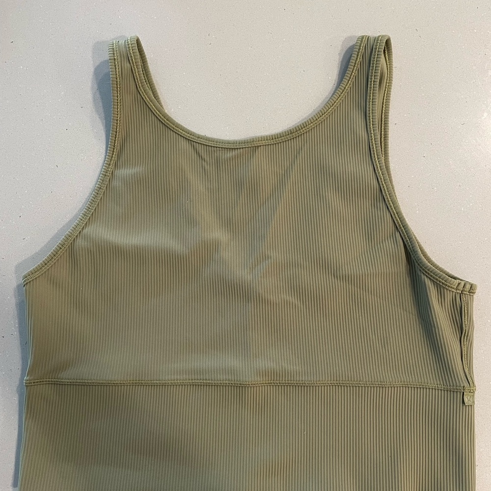 Lululemon power pivot ribbed tank top